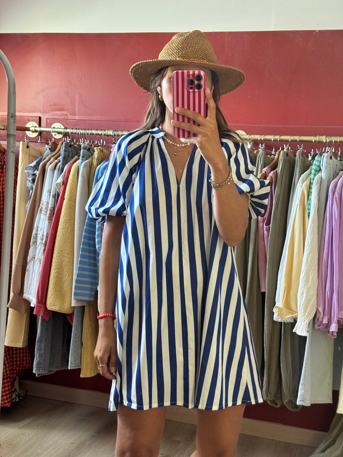 Robe à rayures marine