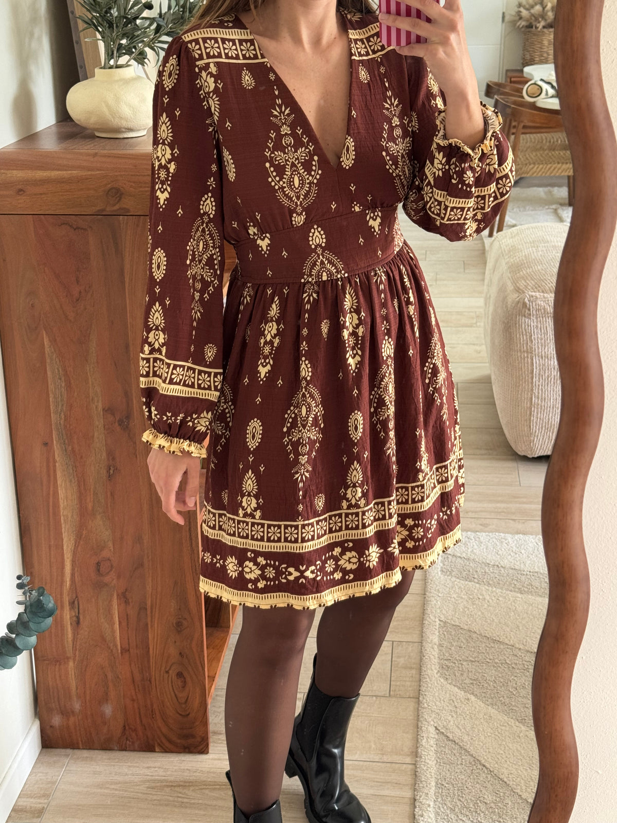 Robe chocolat à motif