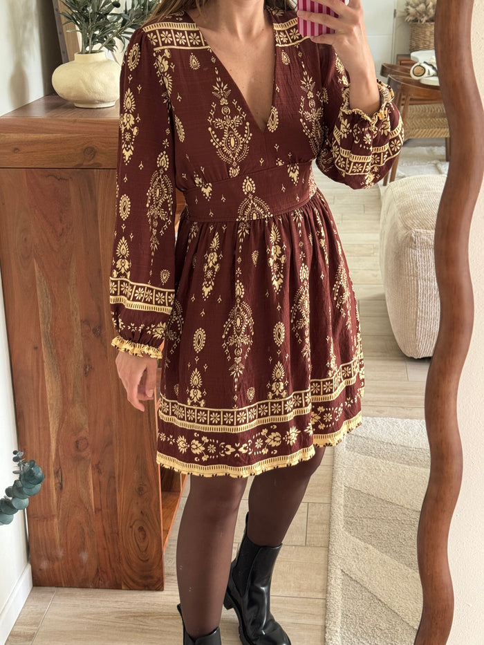 Robe chocolat à motif