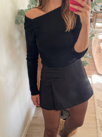 Pull fin épaule dénudée