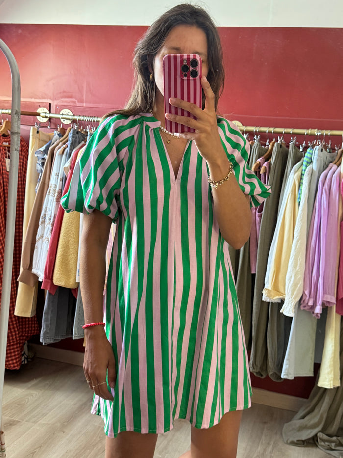 Robe à rayures verte