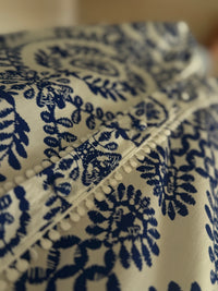 Blouse bleu et blanche