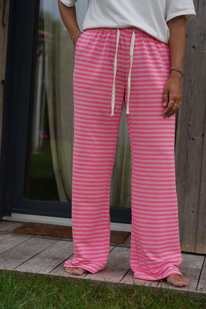 Pantalon à rayures rose Roman