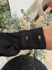 La tenue par virginie - Robe noir - paillettes - robe de fête - fin d'année - nouvel an - tenue de fête - dos ouvert - dos nu - effet jupe - boutons poignés